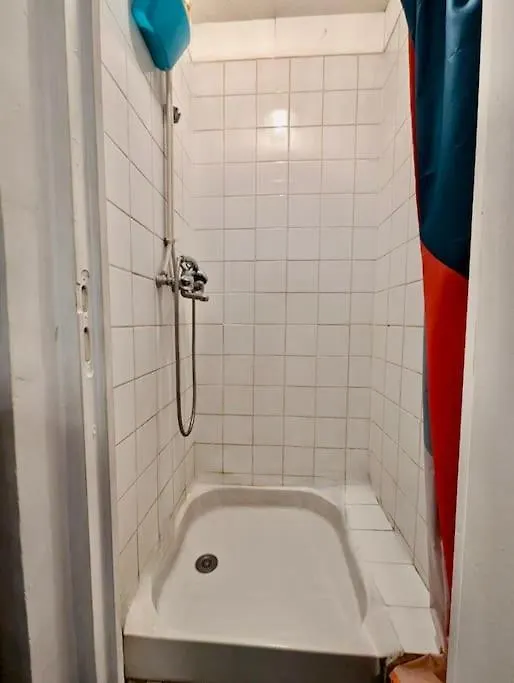Apartment T1 Centre - Calme & Tout Equipe Avec Parking Gratuit Grenoble
