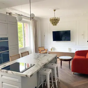  Apartment Le Petit Versailles - Centre